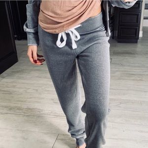 ✨ISO!✨ LUXOR Joggers in XL